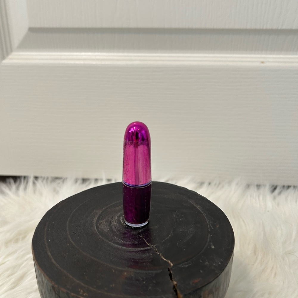 REVOLUTION Lipstick Shade Totally Not Boring NEW